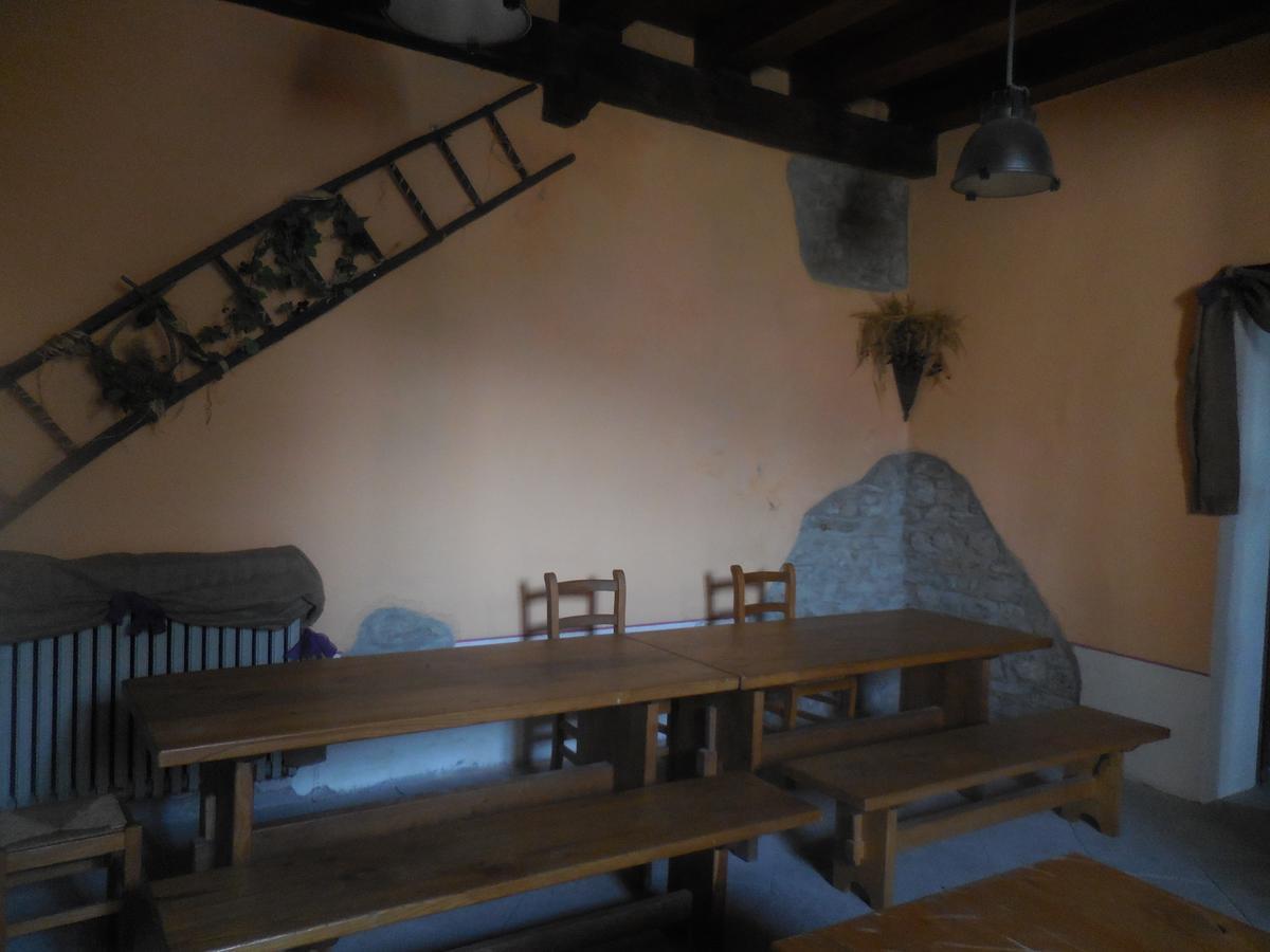 Ostello Podesteria Di Gombola Polinago Esterno foto