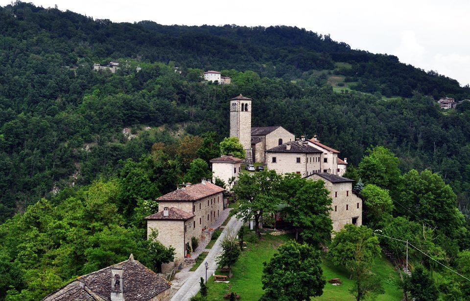 Ostello Podesteria Di Gombola Polinago Esterno foto